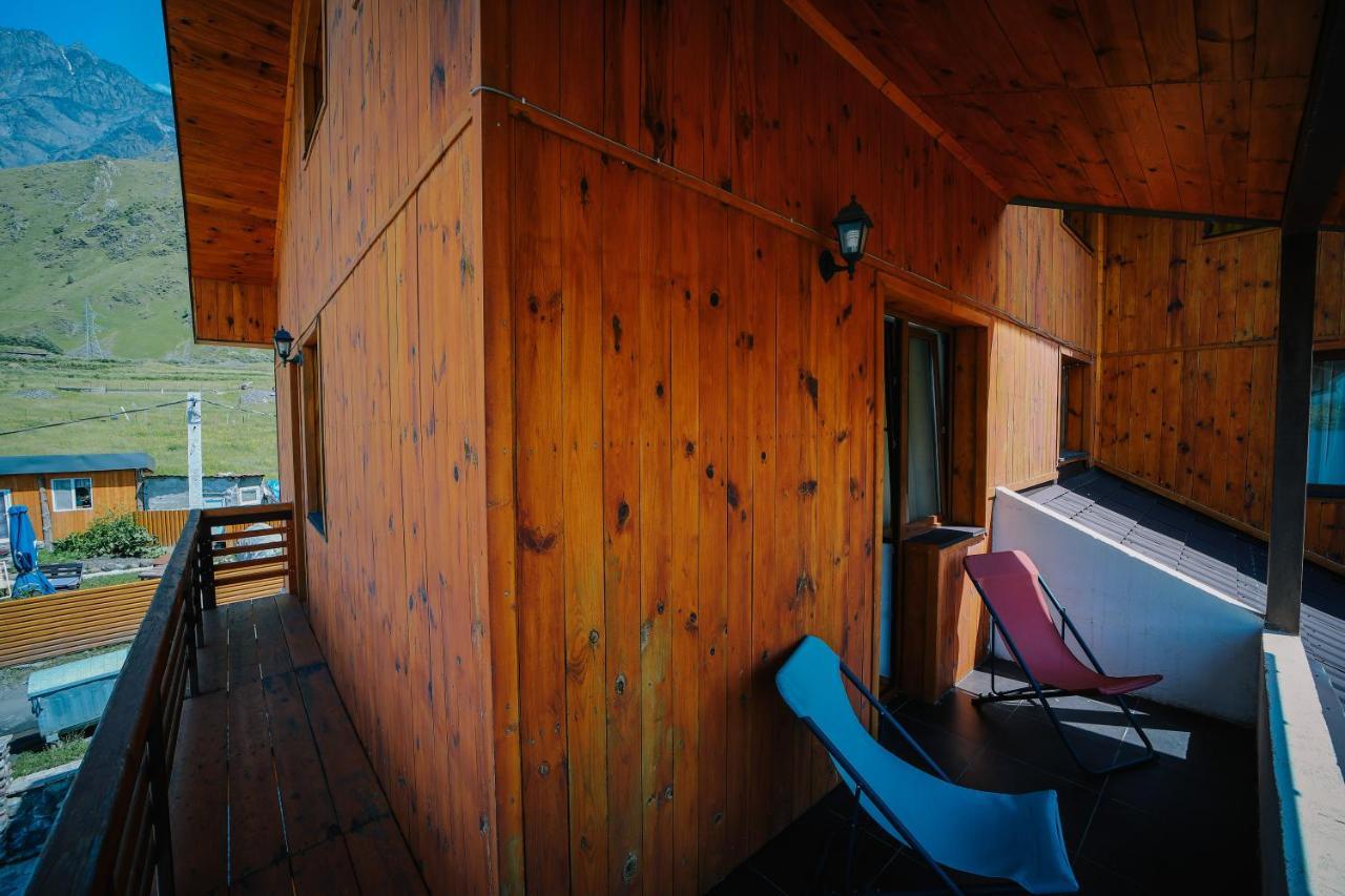 Alpenhaus Kazbegi Hotel & Restaurant エクステリア 写真