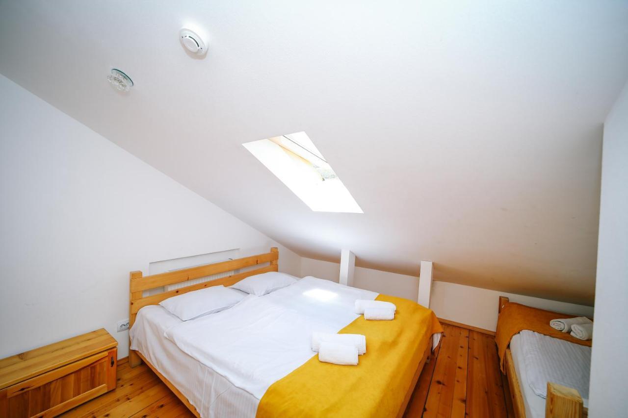 Alpenhaus Kazbegi Hotel & Restaurant エクステリア 写真